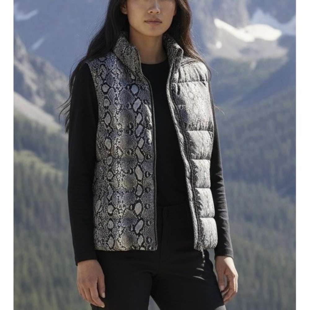 MICHAEL by MICHAEL‎ KORS Black And White Snake Print Quilted Puffer Vest - Picture 2 of 11